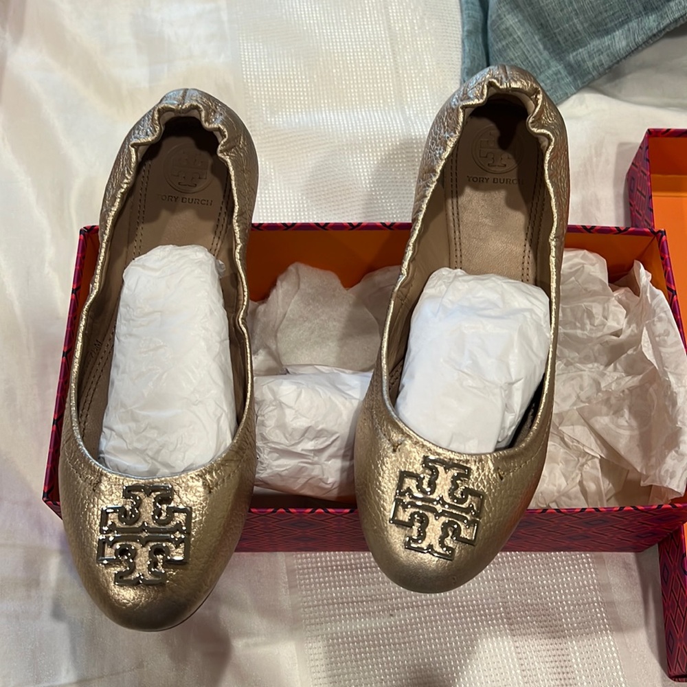 Tory Burch flats